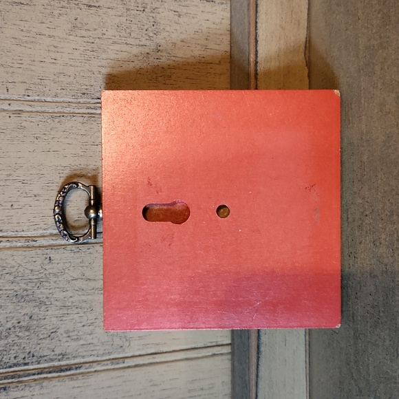 Vintage 1981 Hallmark Christmas Hanging Plaque - Picture 2 of 4